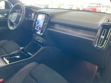 VOLVO XC40 Twin Pure Electric AWD Ultimate Recharge