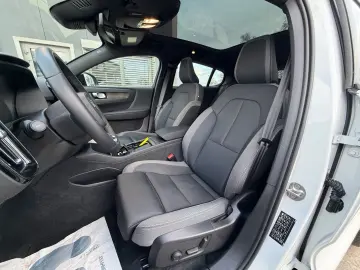 VOLVO C40 Ultimate Recharge Pure Electric AWD
