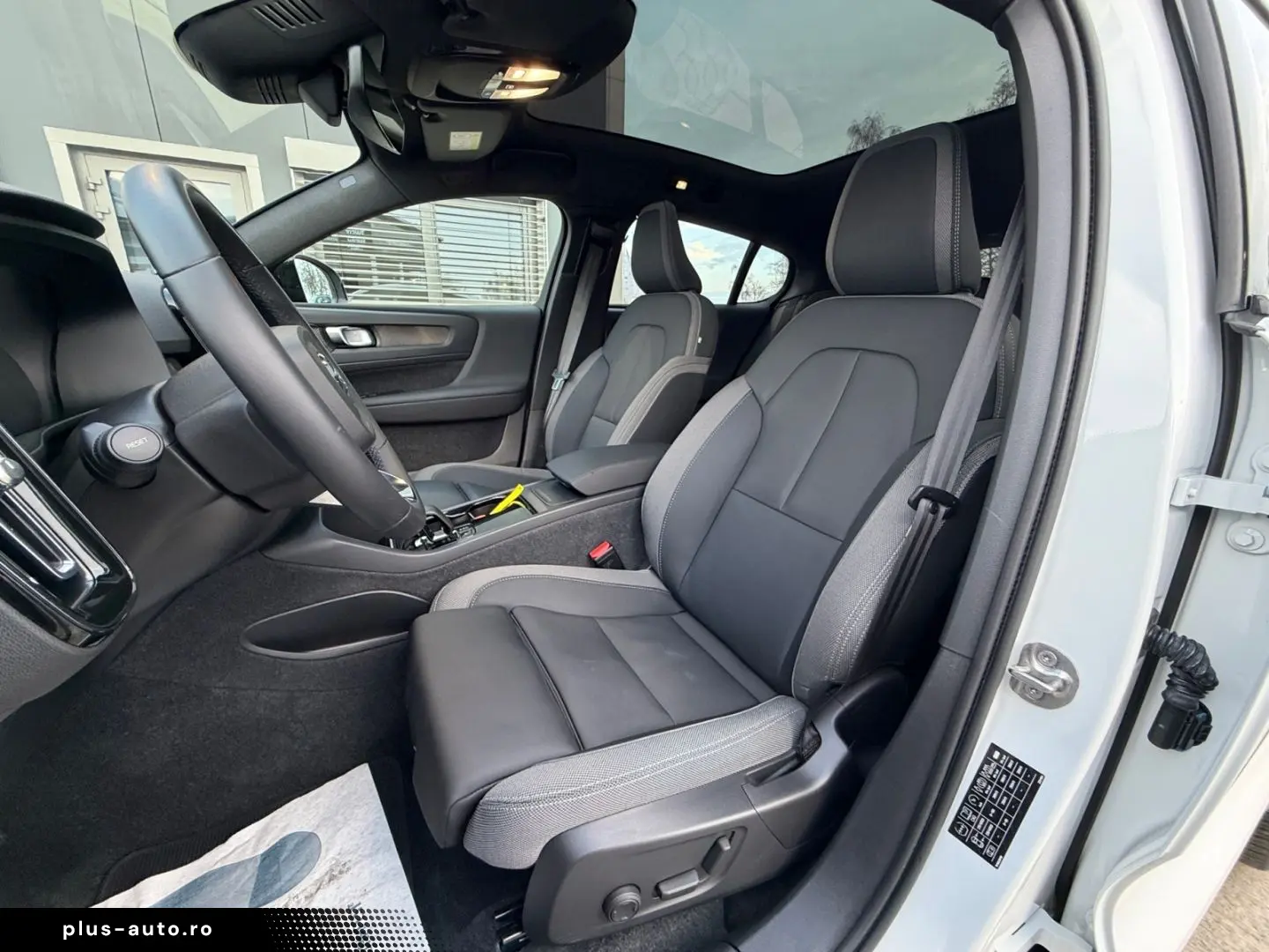VOLVO C40 Ultimate Recharge Pure Electric AWD