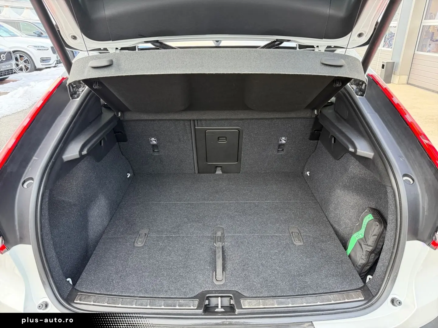 VOLVO C40 Ultimate Recharge Pure Electric AWD