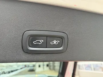 VOLVO C40 Ultimate Recharge Pure Electric AWD