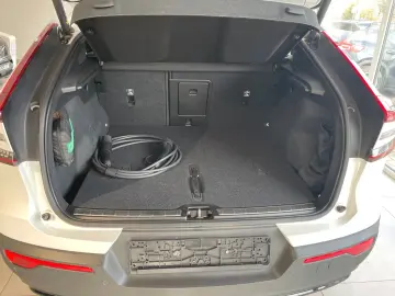 VOLVO C40 Ultimate Recharge Pure Electric 2WD