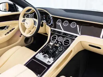 Bentley Continental GTC (MY26)