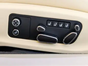 Bentley Continental GTC (MY26)