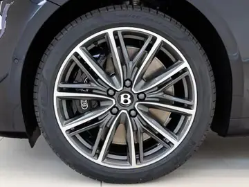 Bentley Continental GTC (MY26)