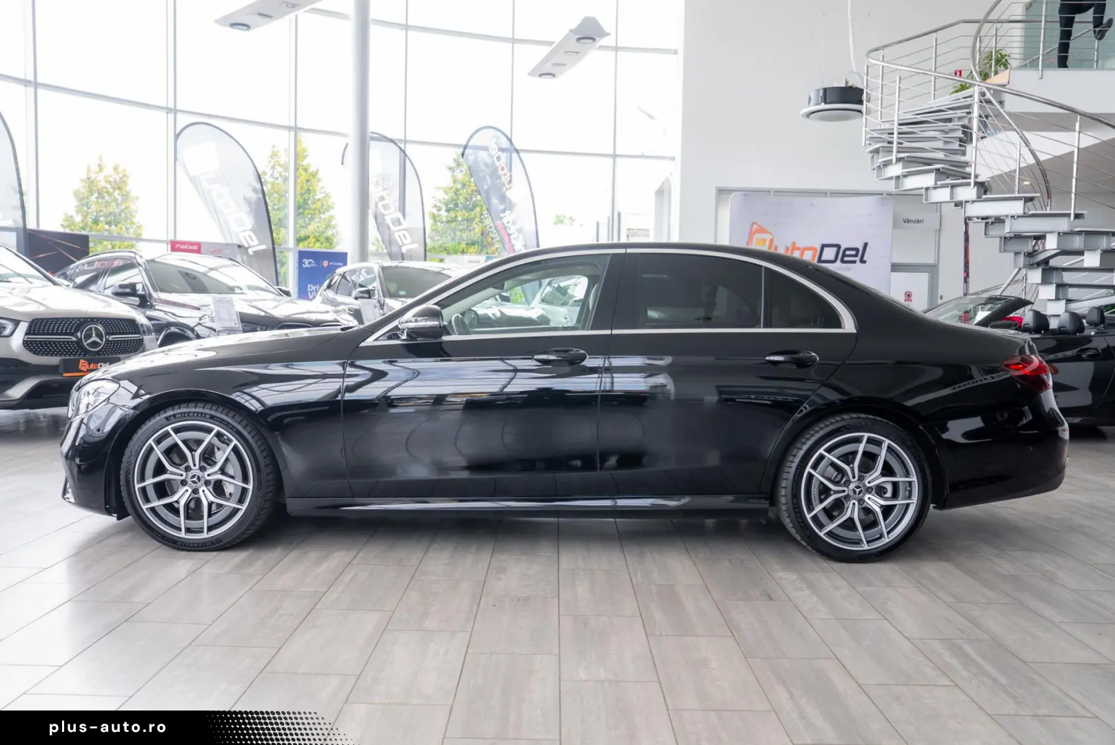 Mercedes-Benz E-Class 220 D