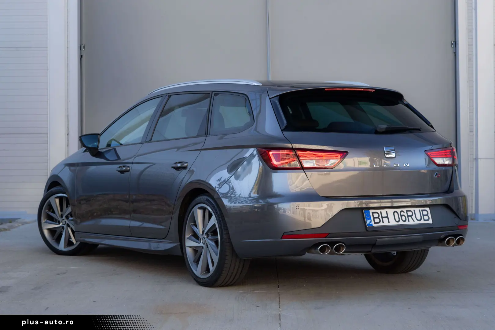 Seat Leon Kombi 1.6 TDI - FR Original - Carte Service