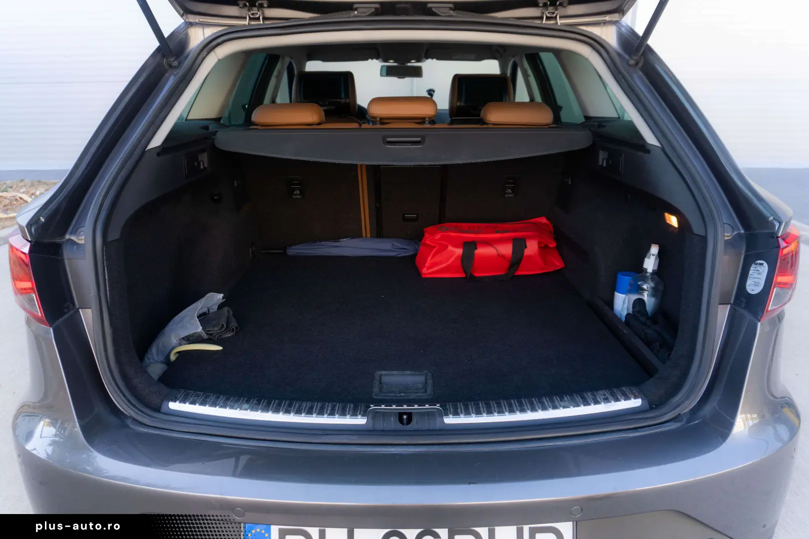 Seat Leon Kombi 1.6 TDI - FR Original - Carte Service
