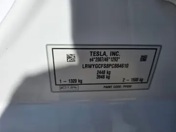 TESLA Model Y RWD Ryzen! SoH 95 5%! 1.HAND! 28TKM!