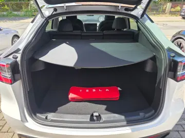 TESLA Model Y RWD Ryzen! SoH 95 5%! 1.HAND! 28TKM!
