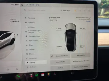 TESLA Model Y RWD Ryzen! SoH 95 5%! 1.HAND! 28TKM!