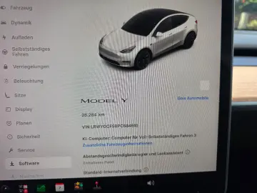TESLA Model Y RWD Ryzen! SoH 95 5%! 1.HAND! 28TKM!