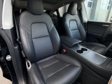 TESLA Model Y Long Range Dual AWD 21 ZOLL STANDHEIZUNG
