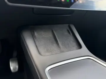 TESLA Model Y Long Range Dual AWD 21 ZOLL STANDHEIZUNG