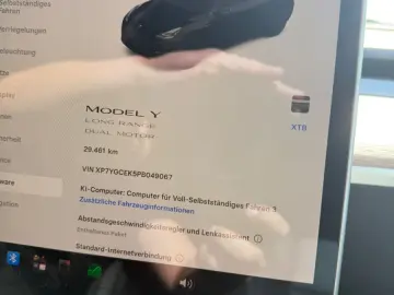 TESLA Model Y Long Range Dual AWD 21 ZOLL STANDHEIZUNG