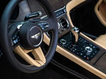 Bentley Continental GTC Azure MY26
