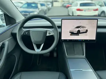 TESLA Model Y SR Juniper Premium 1.Hand
