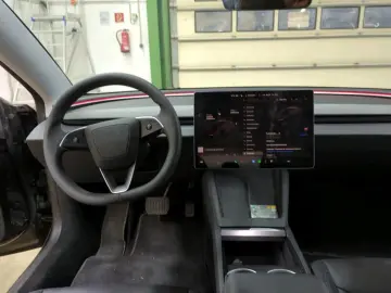 TESLA Model 3 Long Range Dual AWD Highland  EnhancedAP