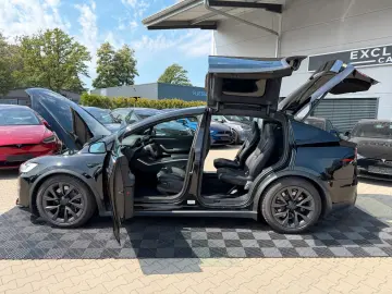 TESLA MODEL X PLAID   ENHANCED AUTOPILOT   6 SEATER