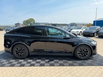 TESLA MODEL X PLAID   ENHANCED AUTOPILOT   6 SEATER