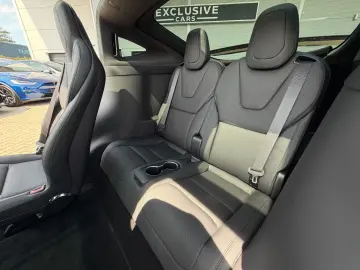 TESLA MODEL X PLAID   ENHANCED AUTOPILOT   6 SEATER