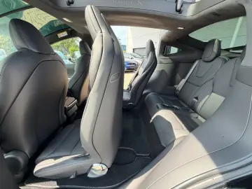 TESLA MODEL X PLAID   ENHANCED AUTOPILOT   6 SEATER