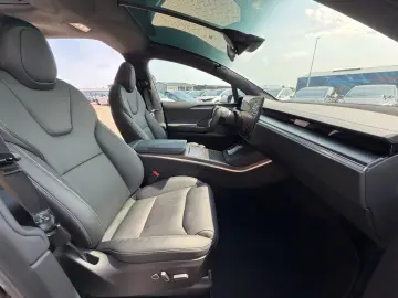 TESLA MODEL X PLAID   ENHANCED AUTOPILOT   6 SEATER