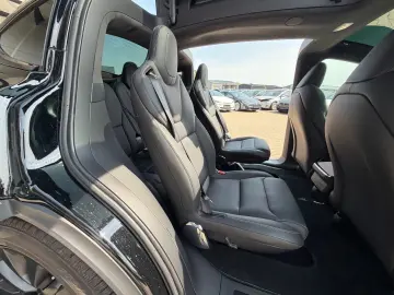 TESLA MODEL X PLAID   ENHANCED AUTOPILOT   6 SEATER