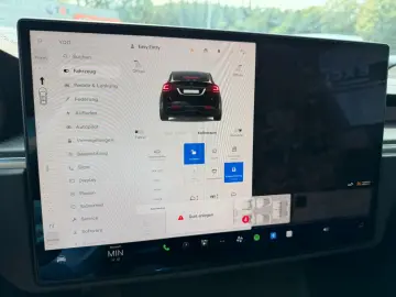 TESLA MODEL X PLAID   ENHANCED AUTOPILOT   6 SEATER