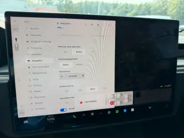 TESLA MODEL X PLAID   ENHANCED AUTOPILOT   6 SEATER