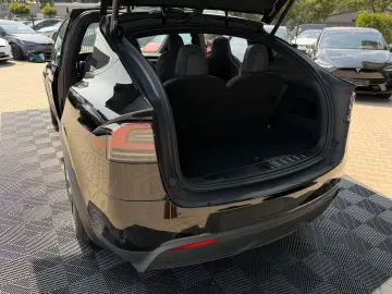 TESLA MODEL X PLAID   ENHANCED AUTOPILOT   6 SEATER