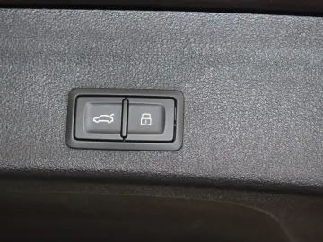 AUDI RS6 4.0 TFSI tiptr. quattro 1.Hand Mwst