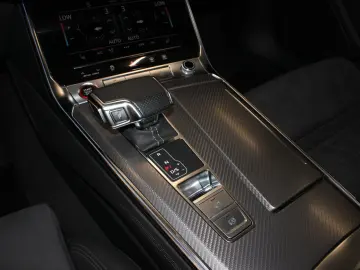 AUDI RS6 4.0 TFSI tiptr. quattro 1.Hand Mwst