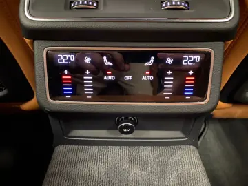 AUDI RS6 Avant 4.0 TFSI quattro LED Luftfed. RFK 280