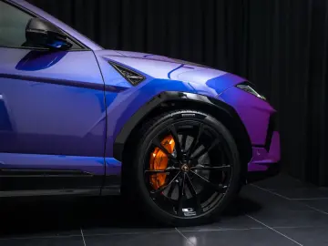 LAMBORGHINI Urus 4.0 V8 Sport