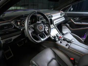 LAMBORGHINI Urus 4.0 V8 Sport