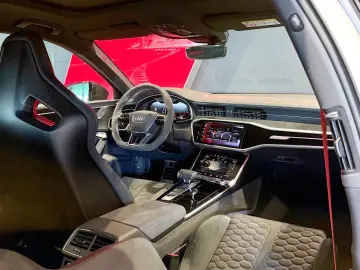 AUDI RS6 Avant GT 4.0 TFSI tiptr. quattro