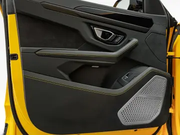 LAMBORGHINI Urus Akrapovic Selezione PPF