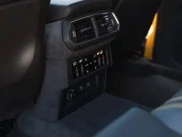 LAMBORGHINI Urus SE AD Personam  carbon   full PPF