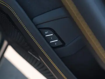 LAMBORGHINI Urus SE AD Personam  carbon   full PPF