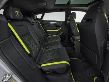LAMBORGHINI Urus SE Full PPF Selezione 51 gkm