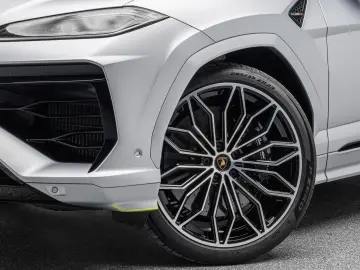 LAMBORGHINI Urus SE Full PPF Selezione 51 gkm