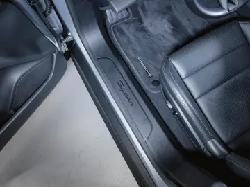 PORSCHE Taycan Performancebatterie Plus
