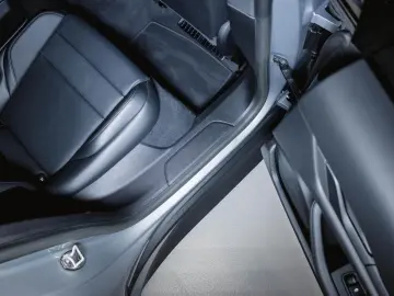 PORSCHE Taycan Performancebatterie Plus