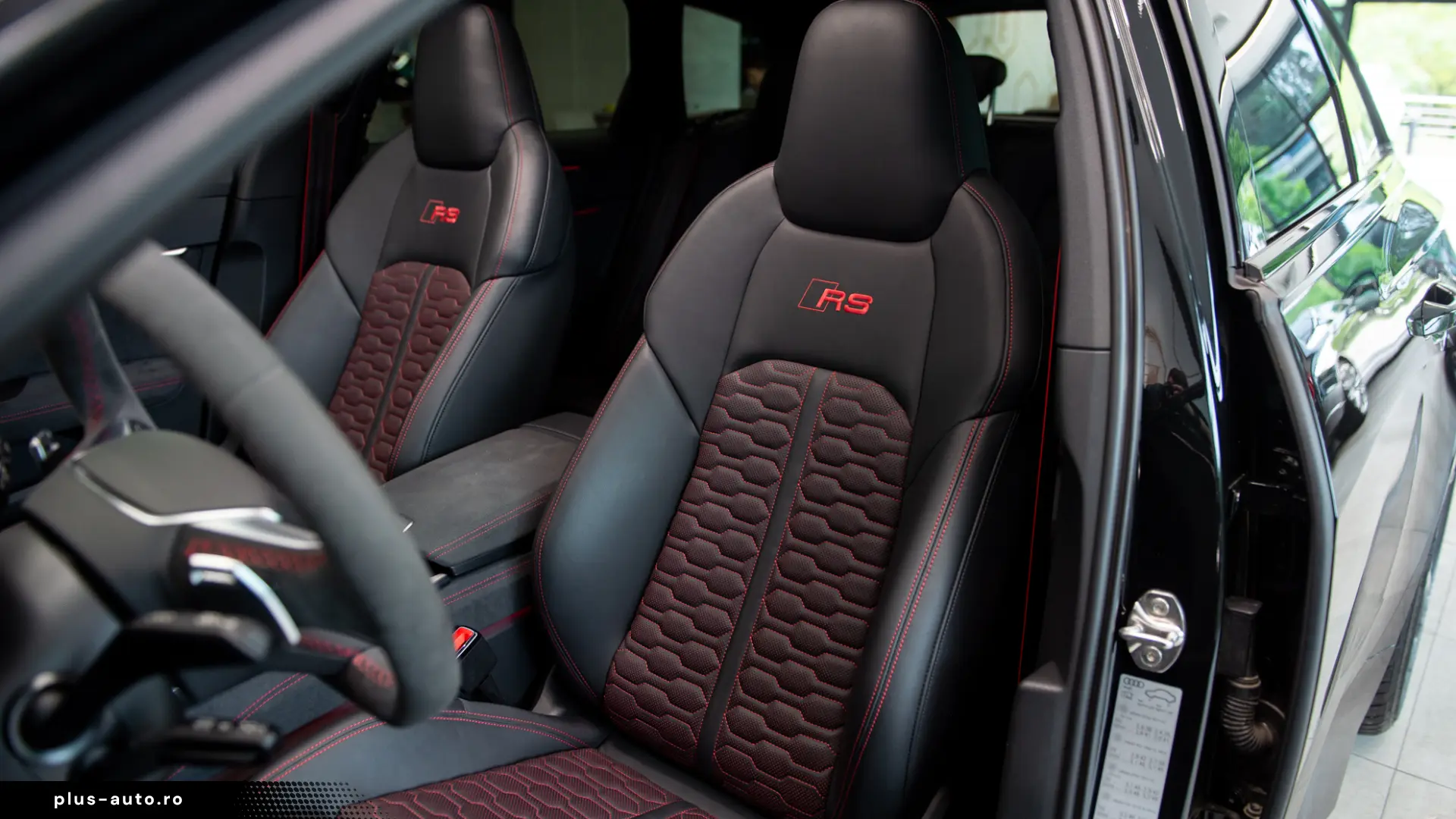 Audi RS6 Avant (C8) Performance TFSI V8 Mild Hybrid Quattro