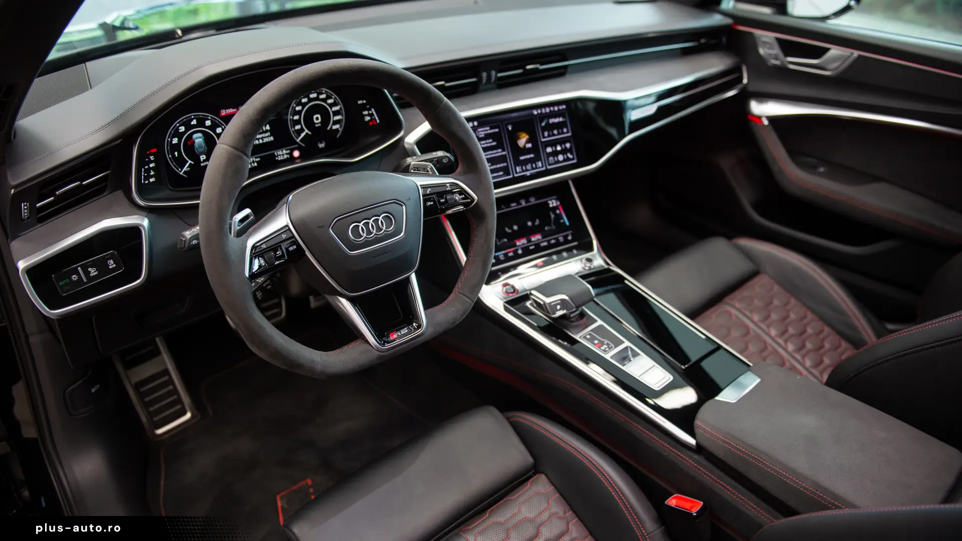 Audi RS6 Avant (C8) Performance TFSI V8 Mild Hybrid Quattro