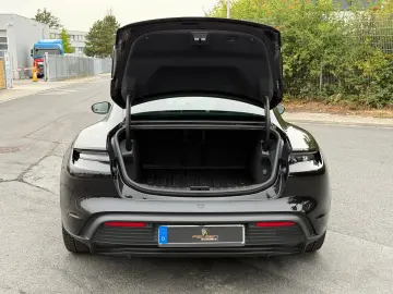 PORSCHE Taycan 476PS 93KWH PANO HEAD-UP PDLS  LUFT