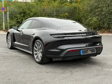 PORSCHE Taycan 476PS 93KWH PANO HEAD-UP PDLS  LUFT