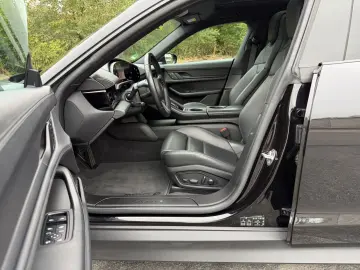 PORSCHE Taycan 476PS 93KWH PANO HEAD-UP PDLS  LUFT