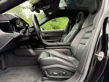 PORSCHE Taycan 476PS 93KWH PANO HEAD-UP PDLS  LUFT
